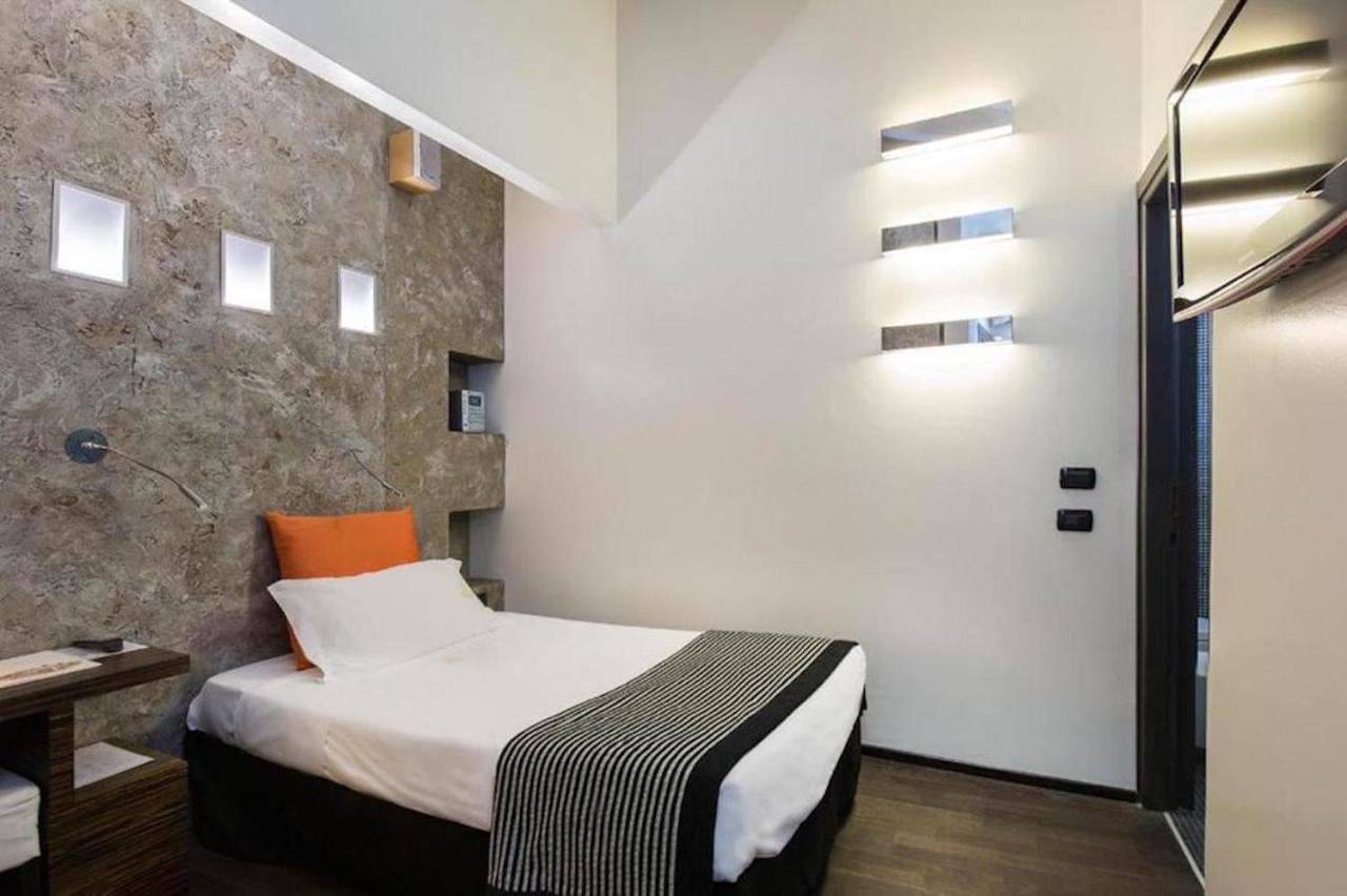 Casa Alle Colonne By Hotel Ancora فيربانيا المظهر الخارجي الصورة